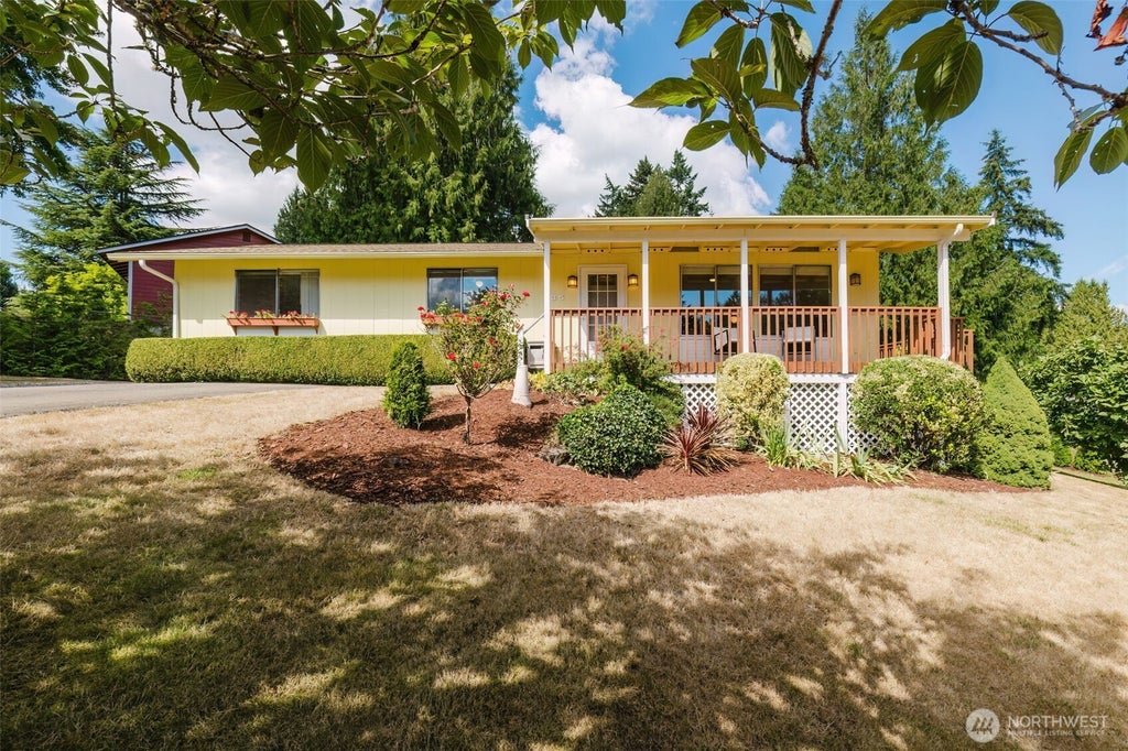 Photo of 735 NW Firglade Drive, Bremerton, WA 98311 (MLS # 2578950)