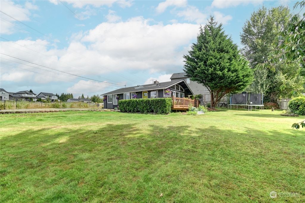 Photo of 2011 Park Avenue, Snohomish, WA 98290 (MLS # 2283426)