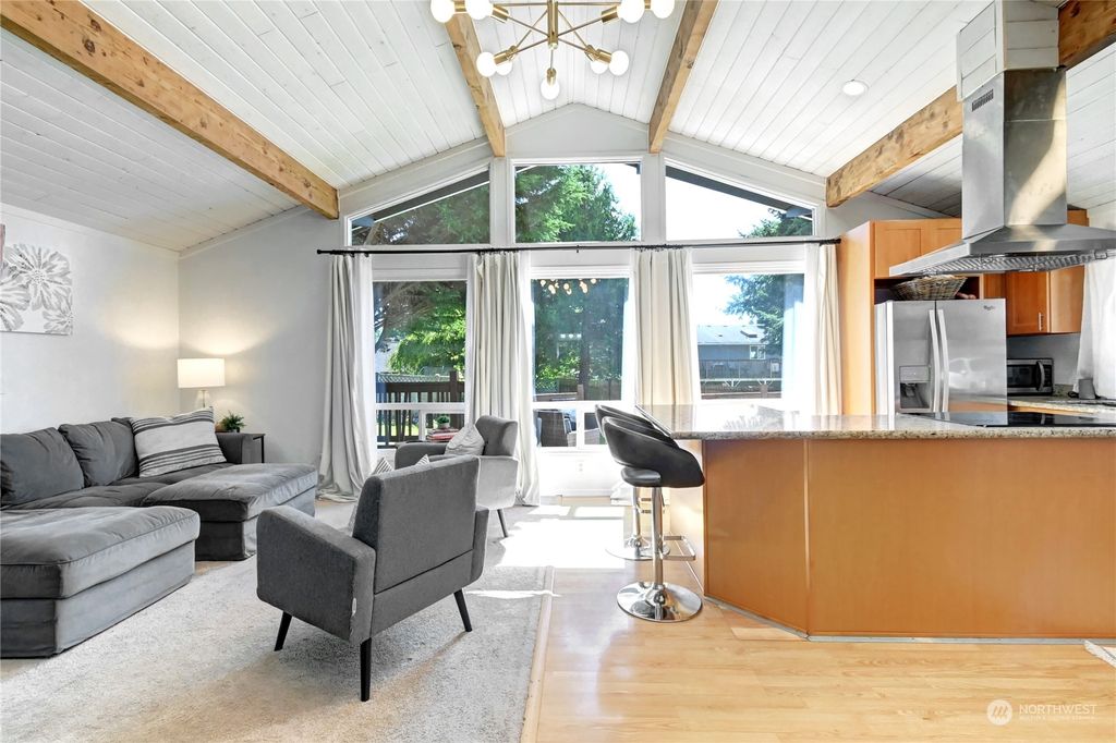 Photo of 2011 Park Avenue, Snohomish, WA 98290 (MLS # 2283426)