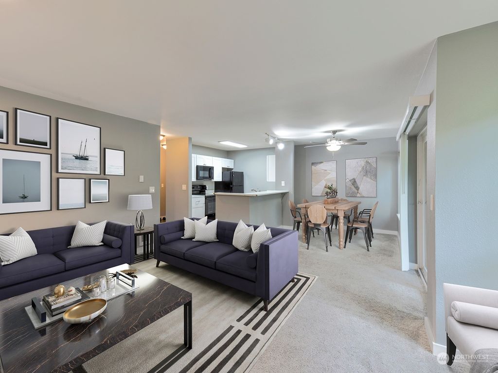 Photo of 31500 33rd Place SW #R202, Federal Way, WA 98023 (MLS # 2291061)