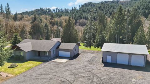 Photo of 2035 Coal Creek Road, Longview, WA 98632 (MLS # 2500826)