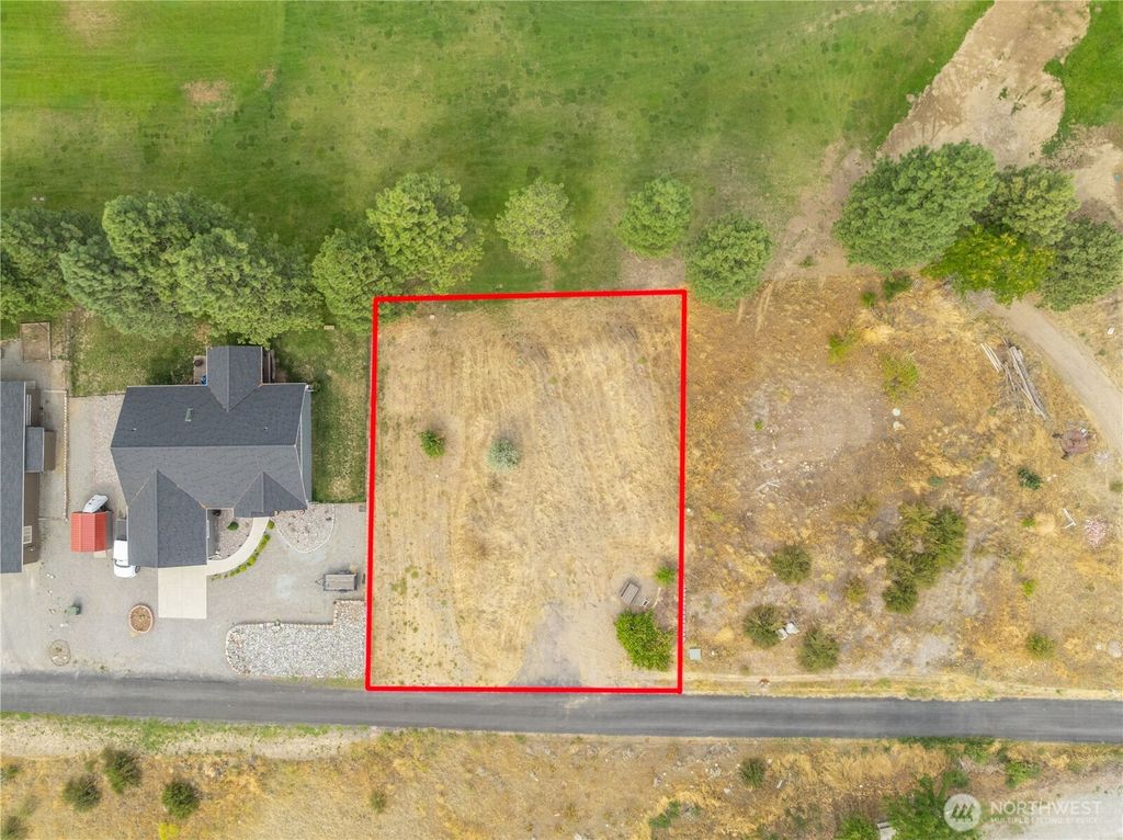 Photo of 103 Golf Course Dr. Dr, Pateros, WA 98846 (MLS # 2491970)