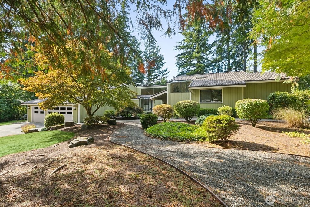 Photo of 22505 241st Avenue SE, Maple Valley, WA 98038 (MLS # 2440211)