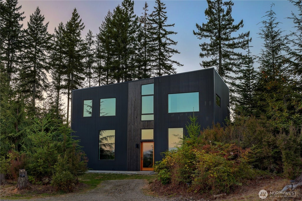 Photo of 35951 NE 91st Way, Carnation, WA 98014 (MLS # 2587704)