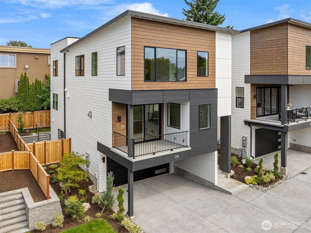 Photo of 136 8th Court, Kirkland, WA 98033 (MLS # 2422938)