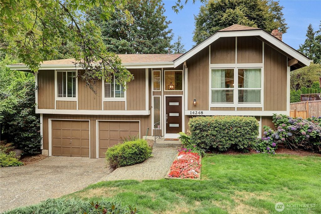 Photo of 14248 92nd Place NE, Kirkland, WA 98034 (MLS # 2422280)