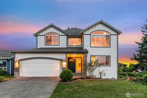 Photo of 1005 N 29th Street, Renton, WA 98056 (MLS # 2523434)