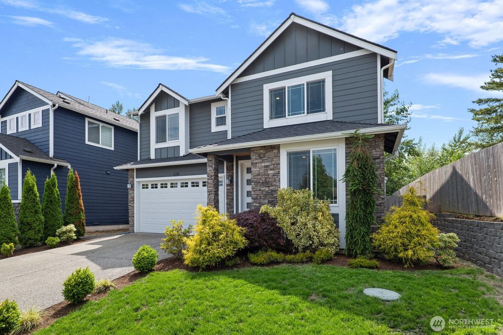 Photo of 110 101st Avenue SE, Lake Stevens, WA 98258 (MLS # 2390618)