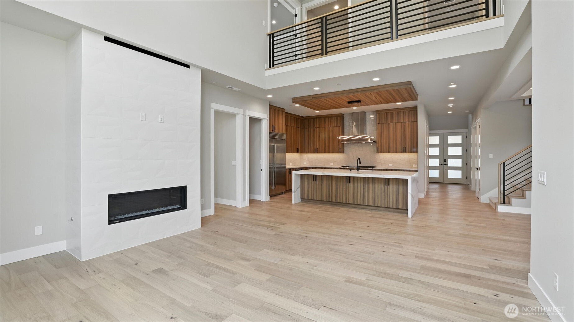 1582 213th Court NE