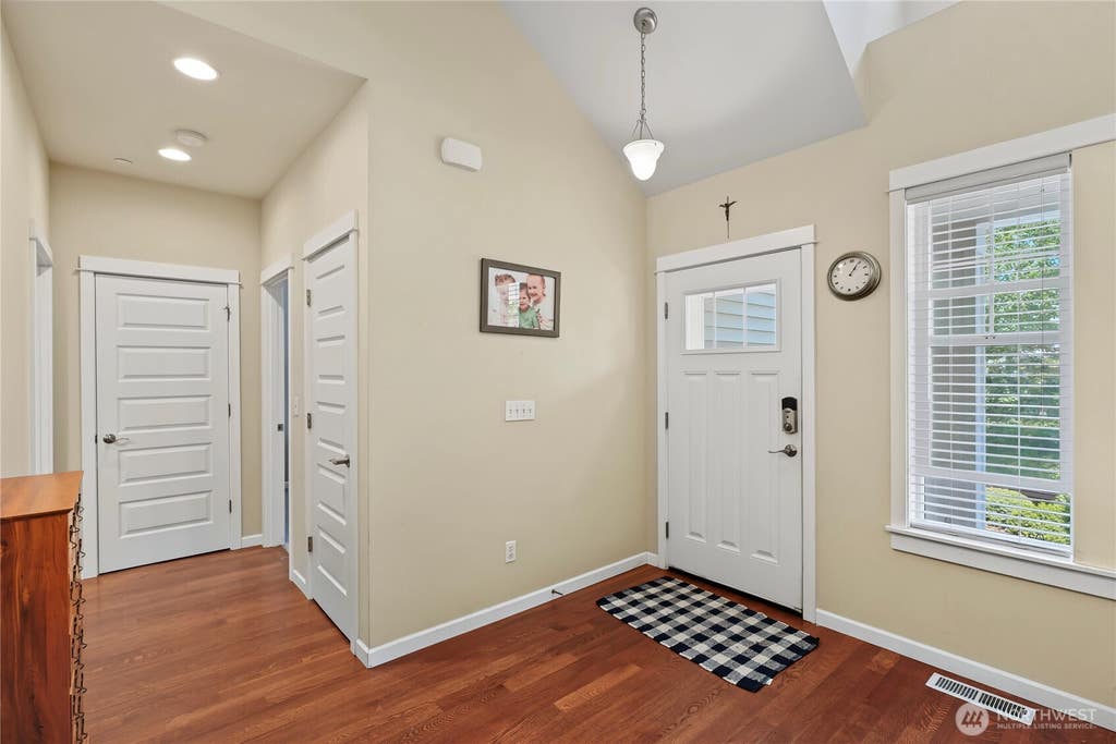 Photo of 2978 Martin Place, Dupont, WA 98327 (MLS # 2553420)