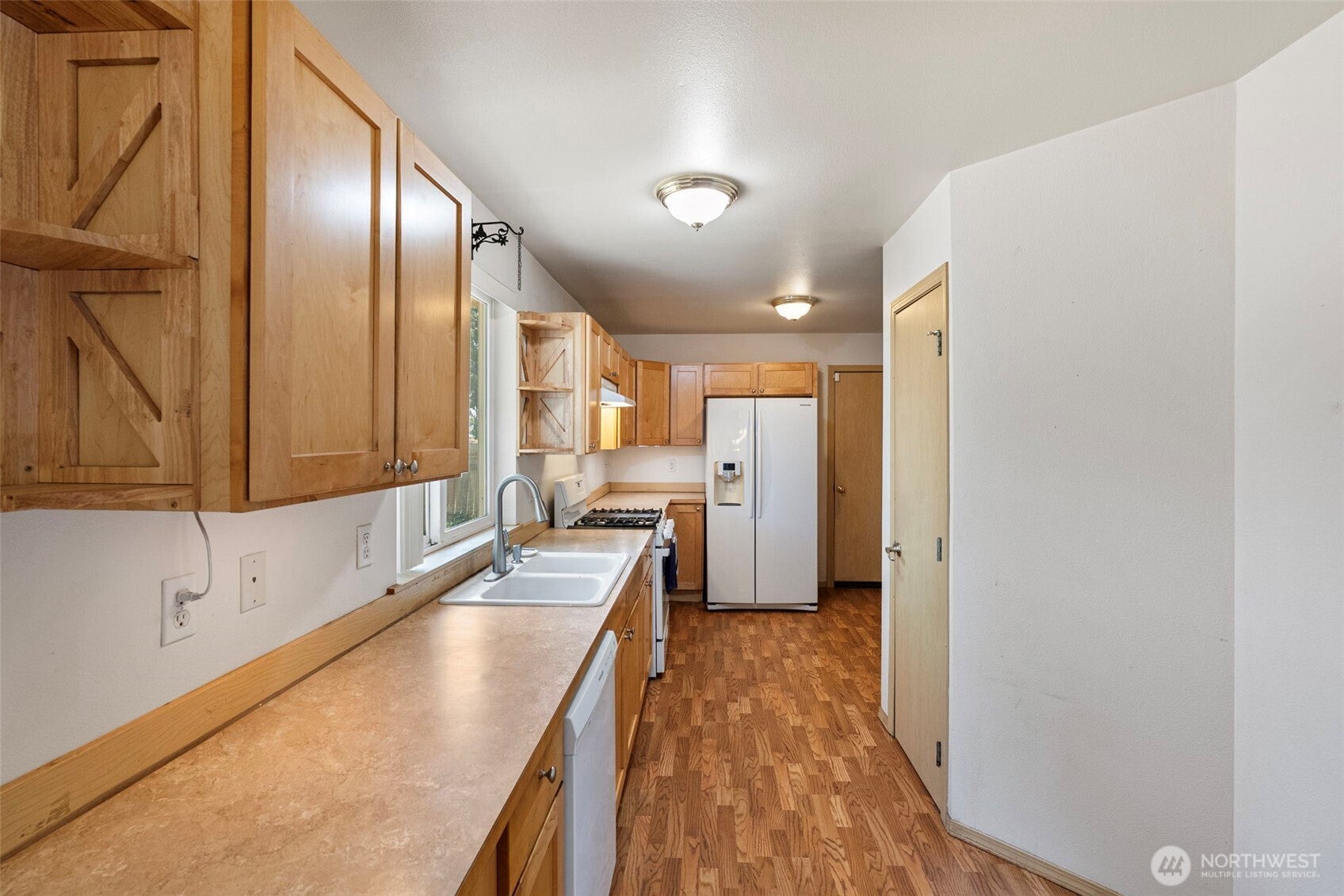865 S 52nd Street