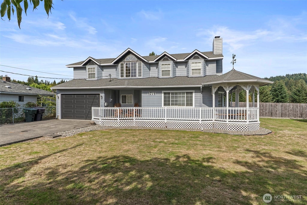 Photo of 4714 Pine Street, Longview, WA 98632 (MLS # 2590507)