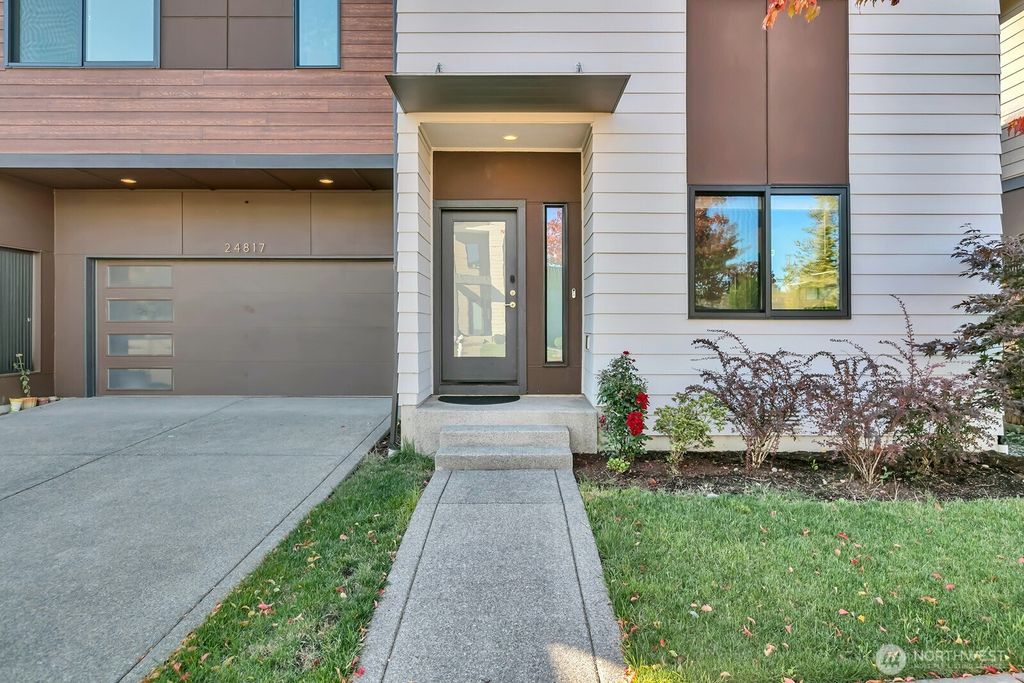 Photo of 24817 123rd Place SE, Kent, WA 98030 (MLS # 2444972)