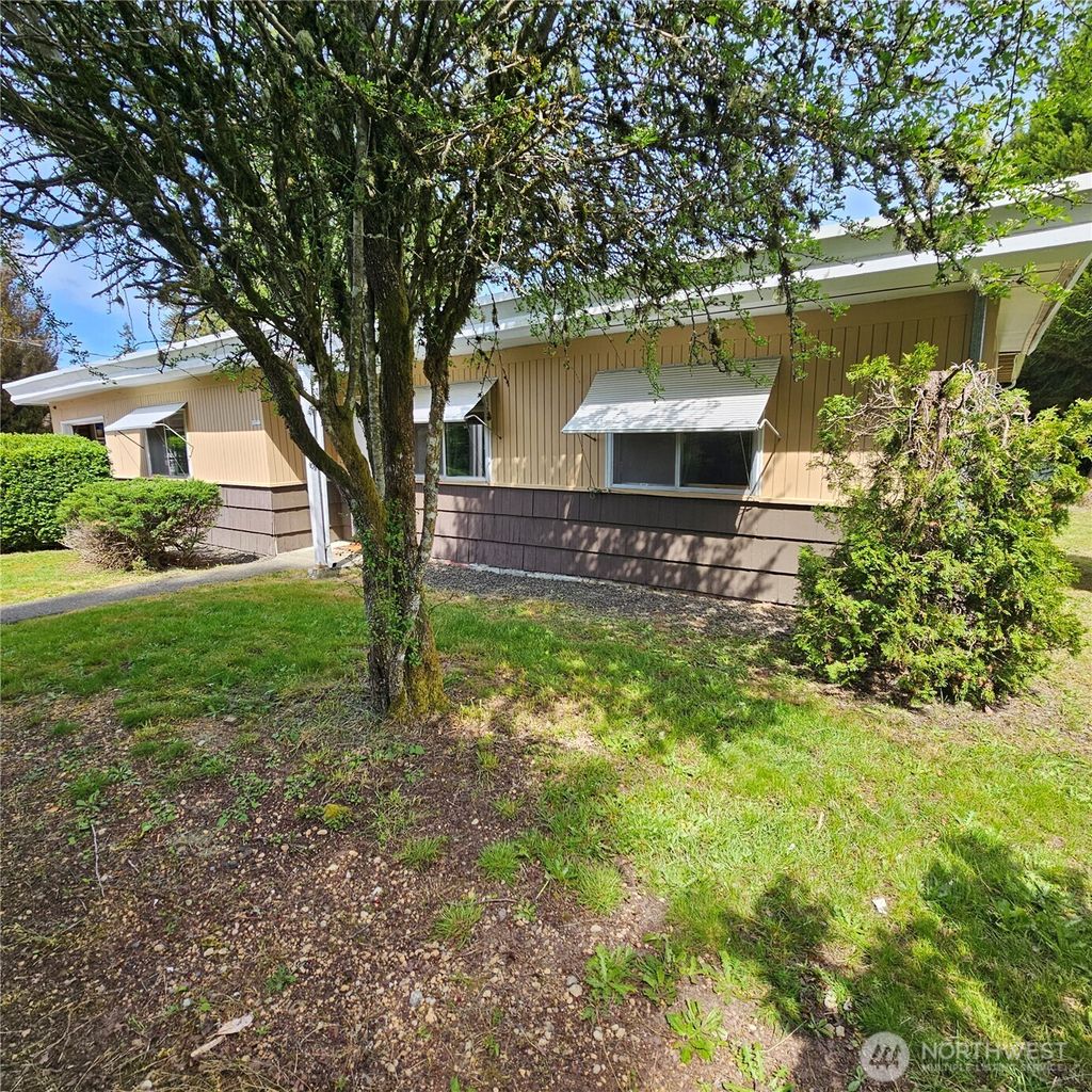 Photo of 4127 SE Lovell Street, Port Orchard, WA 98366 (MLS # 2517130)