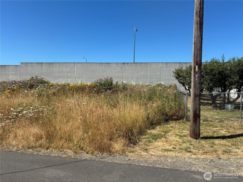 Photo of 4412 S Hosmer Street, Tacoma, WA 98418 (MLS # 2554773)