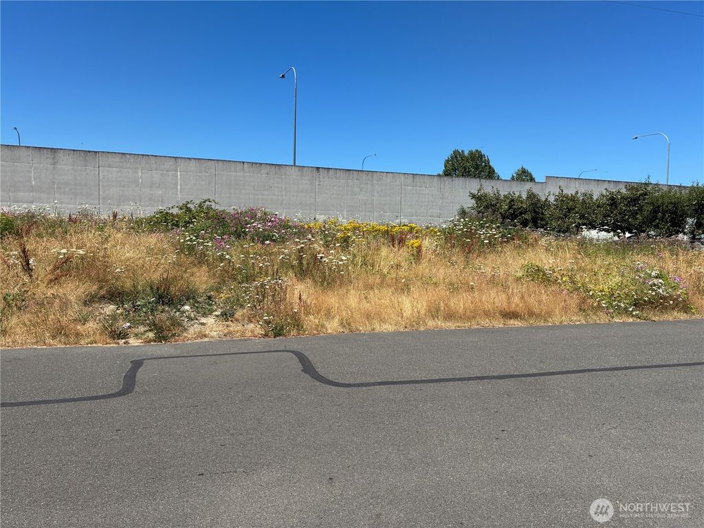 Photo of 4412 S Hosmer Street, Tacoma, WA 98418 (MLS # 2554773)