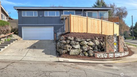7070 Covello Drive S Seattle WA 98108