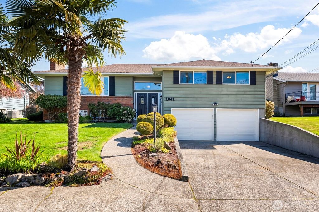 Photo of 1841 N Lenore Drive, Tacoma, WA 98406 (MLS # 2501147)