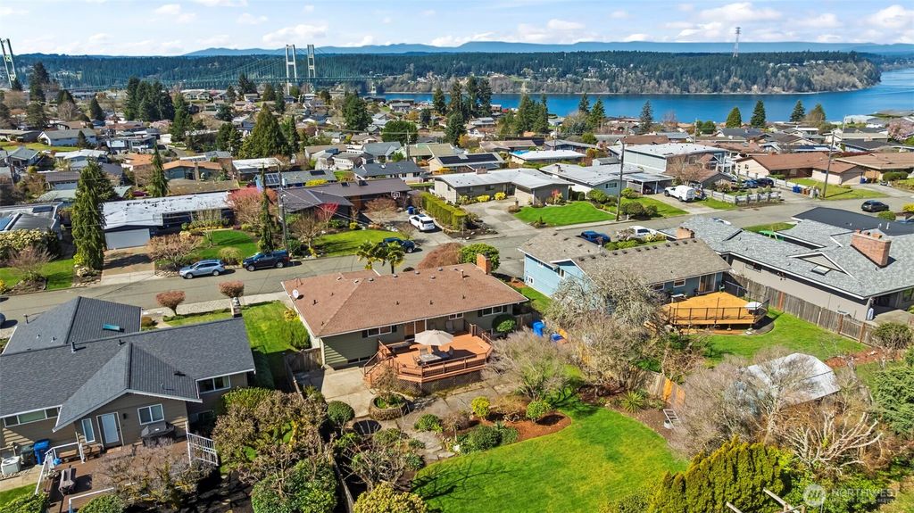 Photo of 1841 N Lenore Drive, Tacoma, WA 98406 (MLS # 2501147)