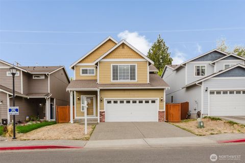 Photo of 3835 Earendale Avenue, Bremerton, WA 98310 (MLS # 2428018)