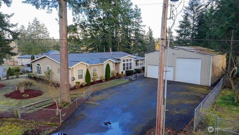 Photo of 21903 SE 279th Lane, Maple Valley, WA 98038 (MLS # 2495167)