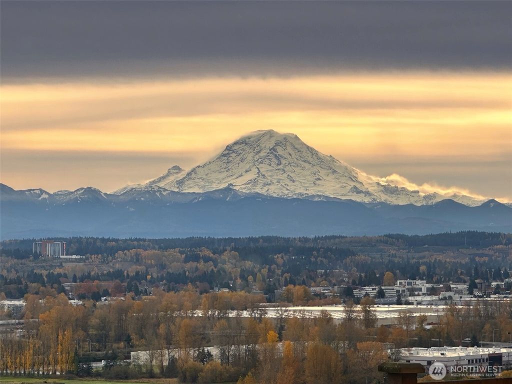 Photo of 6627 S 298th Place, Auburn, WA 98001 (MLS # 2425941)