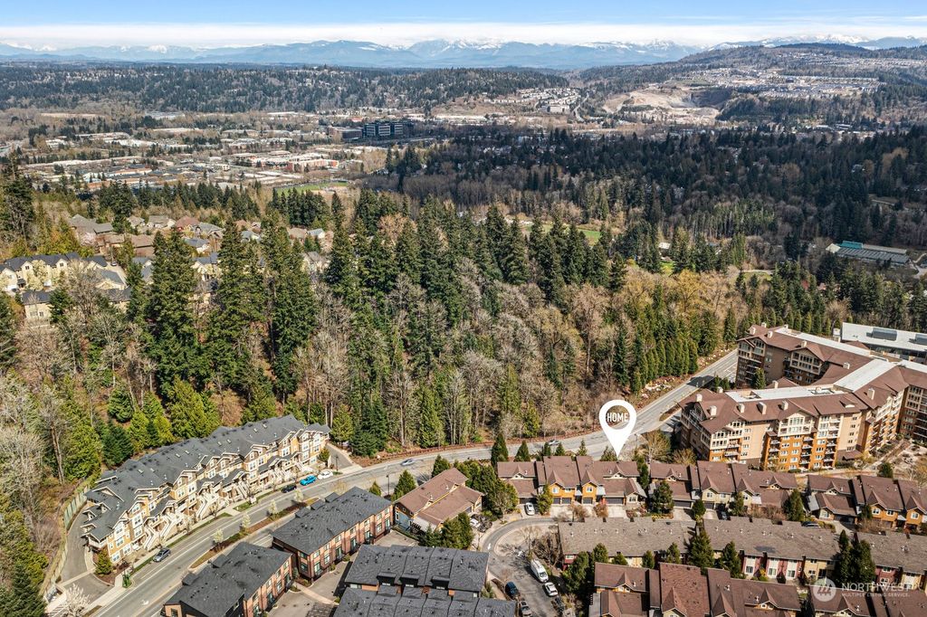 Photo of 158 Cougar Ridge Road NW, Issaquah, WA 98027 (MLS # 2057493)