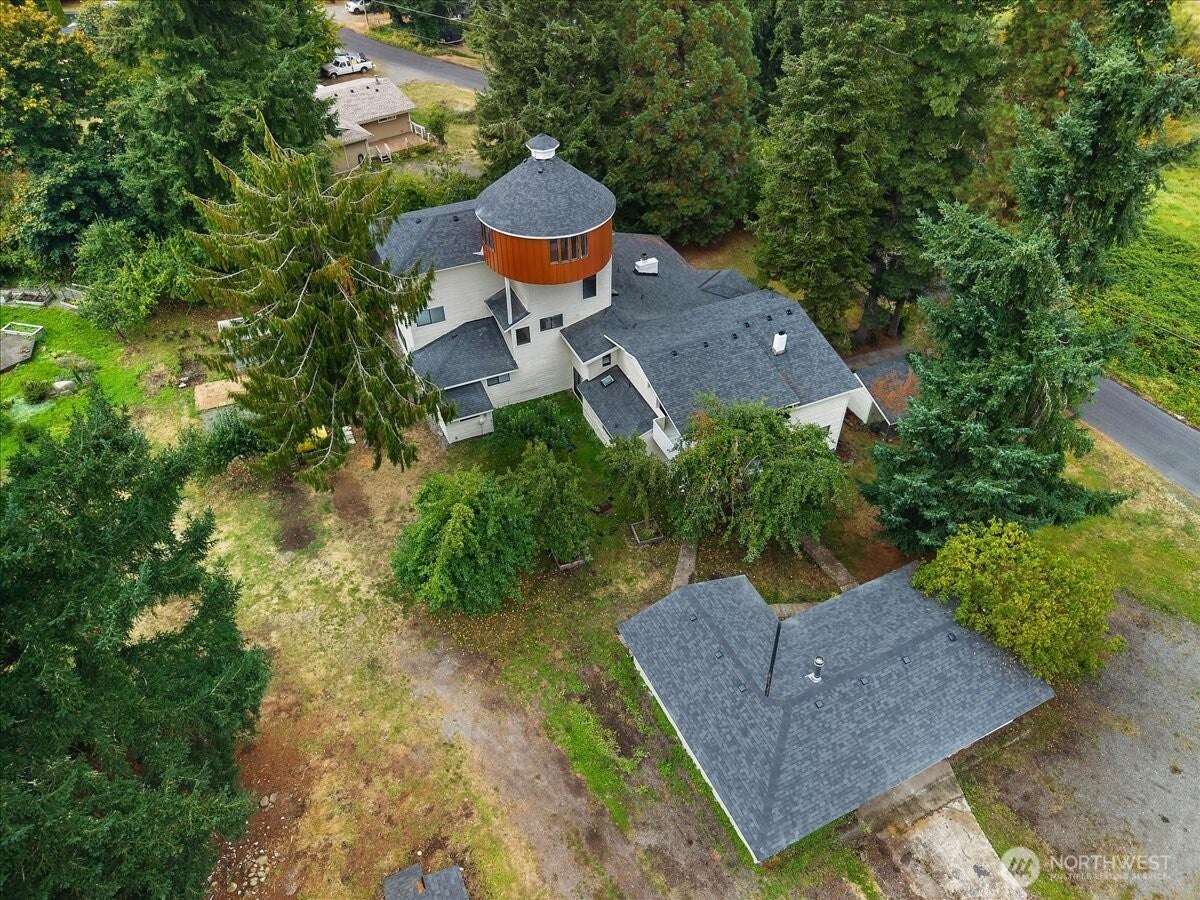 1497 Old Military Road SE