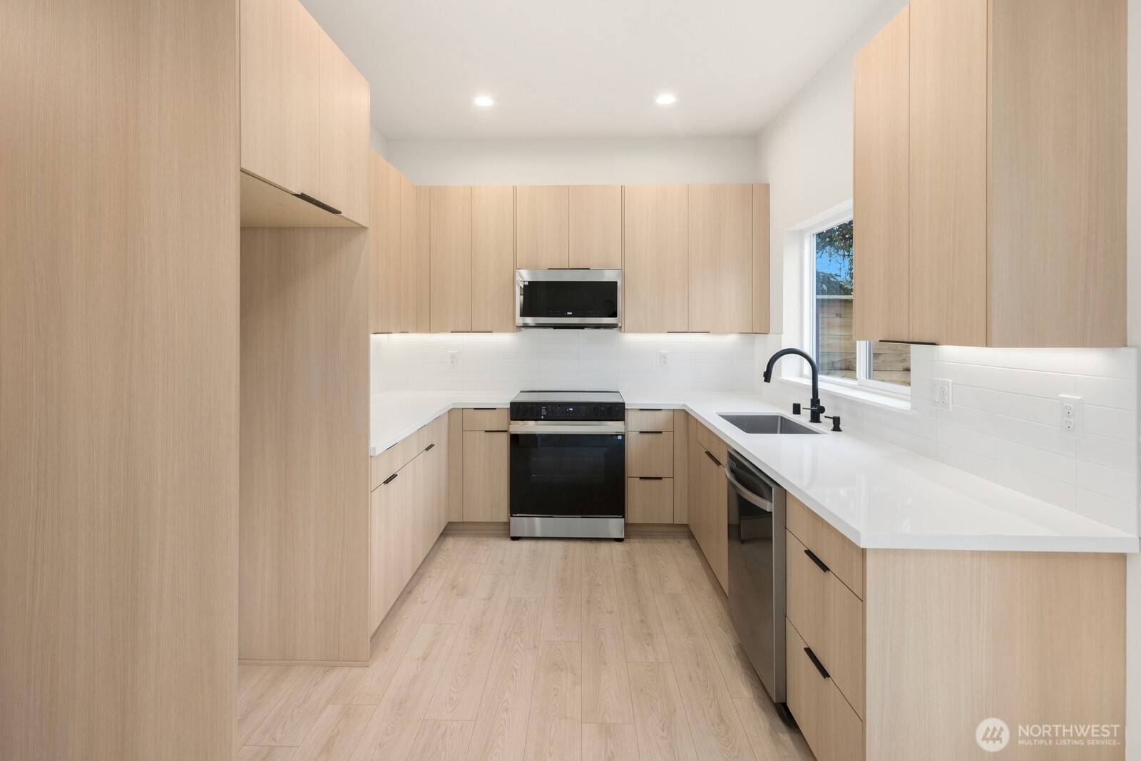 11918 4th Avenue SW B