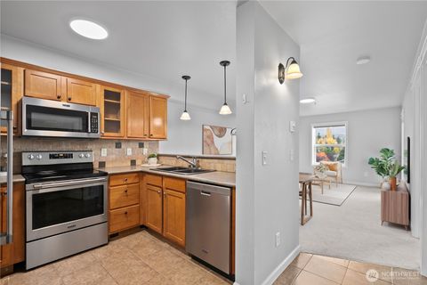 Photo of 700 32nd Street #A408, Bellingham, WA 98225 (MLS # 2451230)