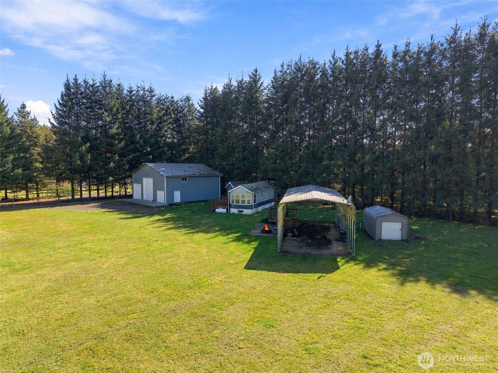 Photo of 104 Moonlight Lane, Silver Creek, WA 98585 (MLS # 2588984)