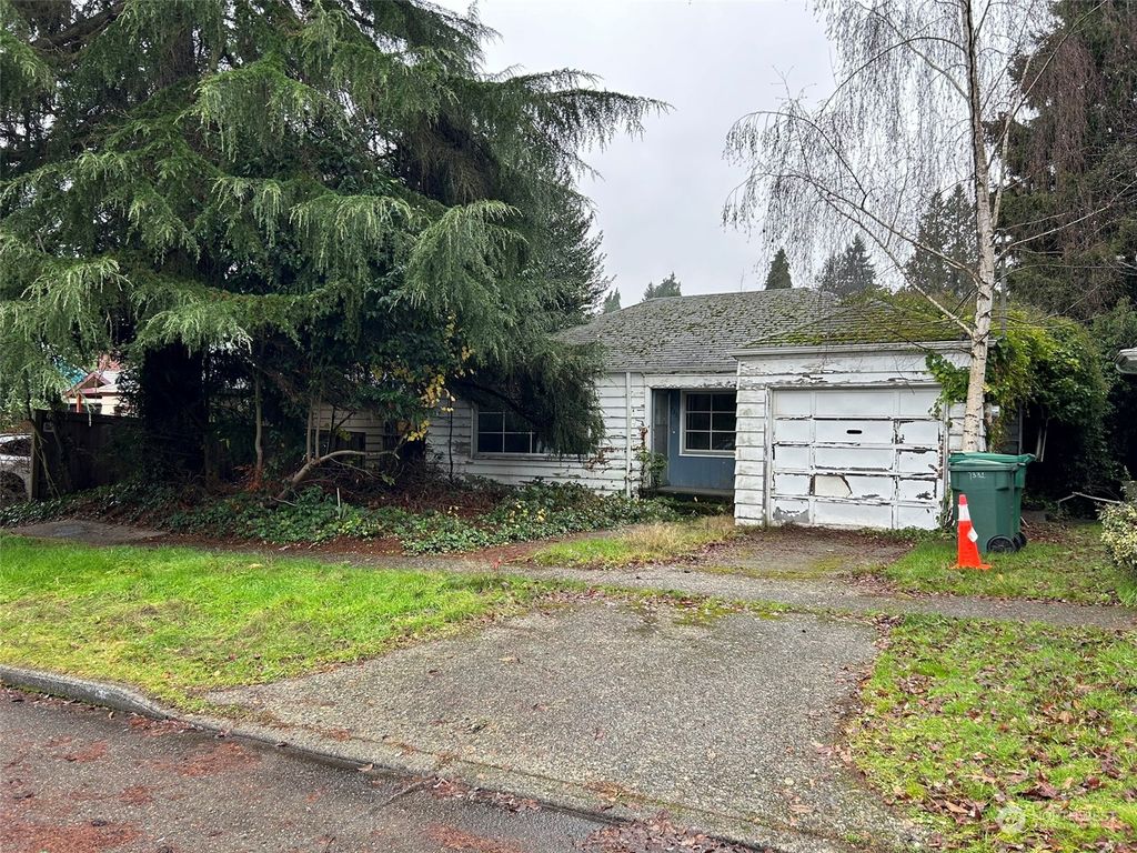 Photo of 7335 NE 21st Avenue, Seattle, WA 98115 (MLS # 2185844)
