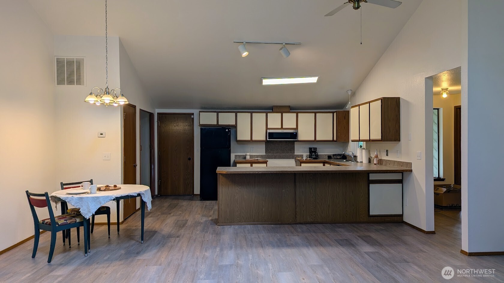 3217 Mayfair Drive SW A&B