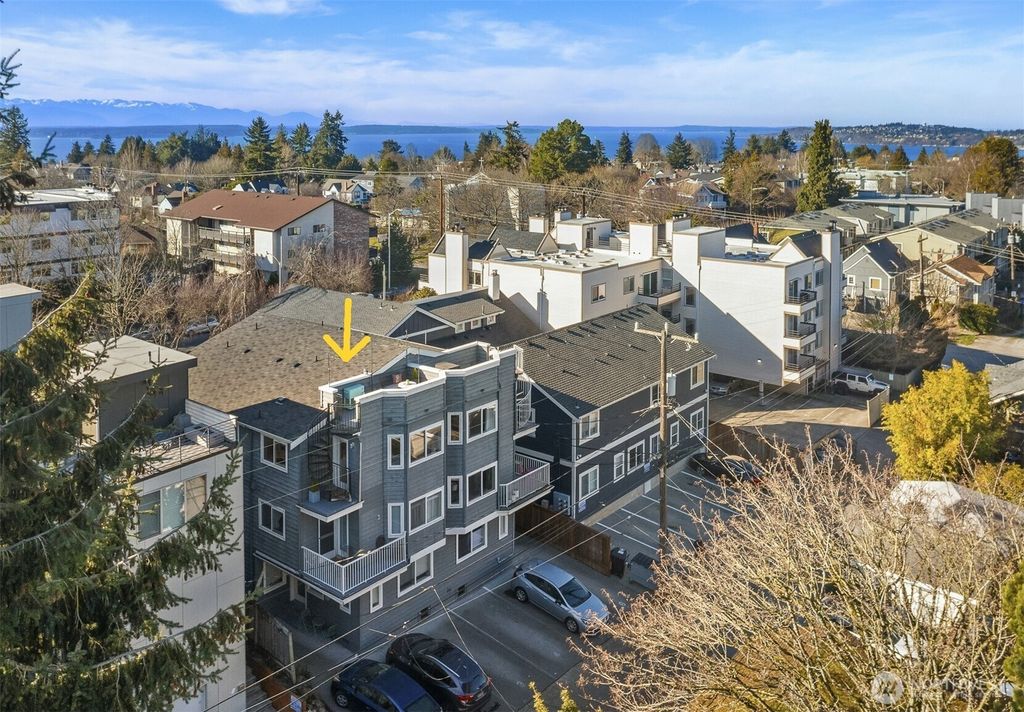 Photo of 2116 California Avenue SW #302, Seattle, WA 98116 (MLS # 2335261)