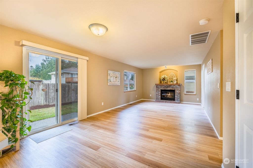 Photo of 19916 142nd Place SE, Renton, WA 98058 (MLS # 2028946)