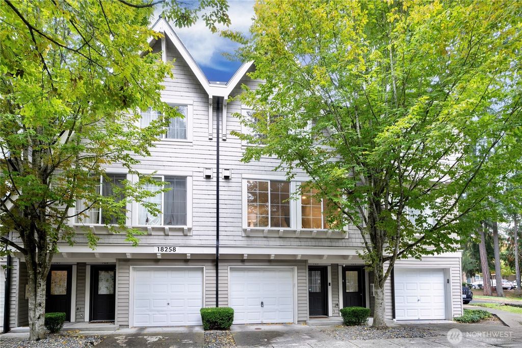 Photo of 18258 NE 96th Way #103, Redmond, WA 98052 (MLS # 2441367)