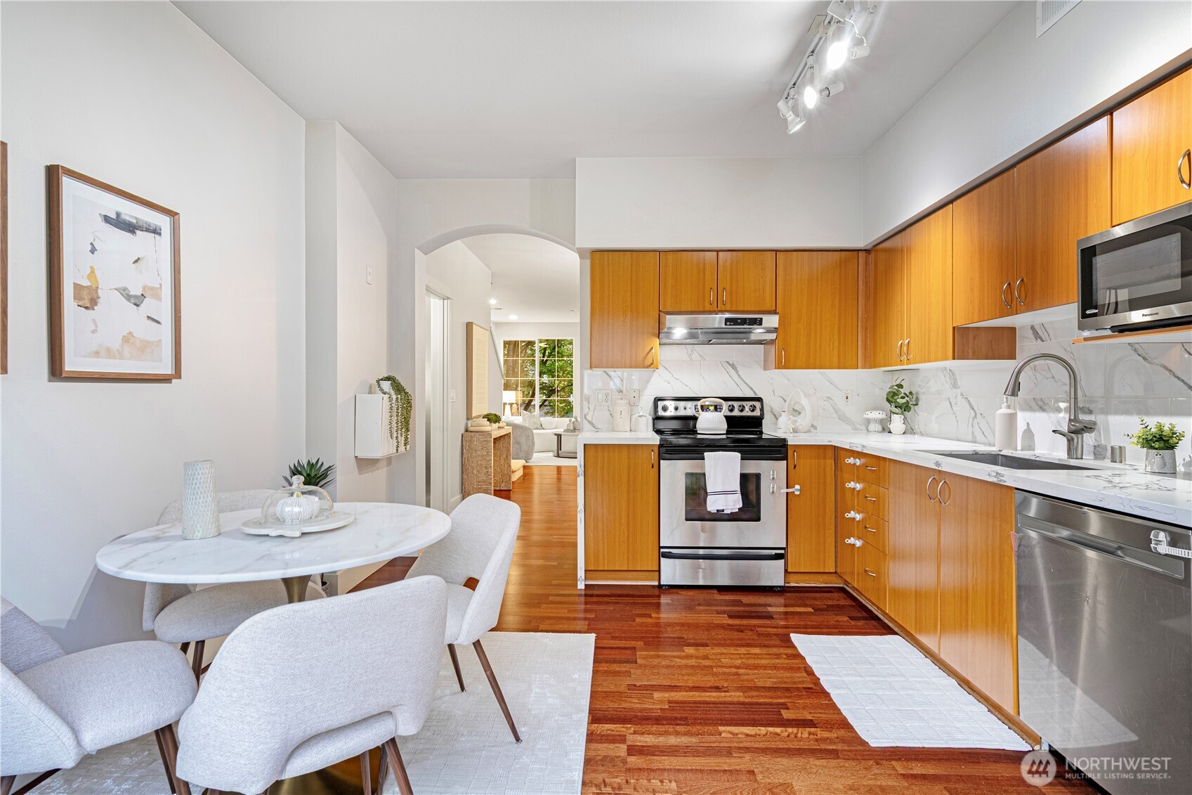 18258 NE 96th Way 103