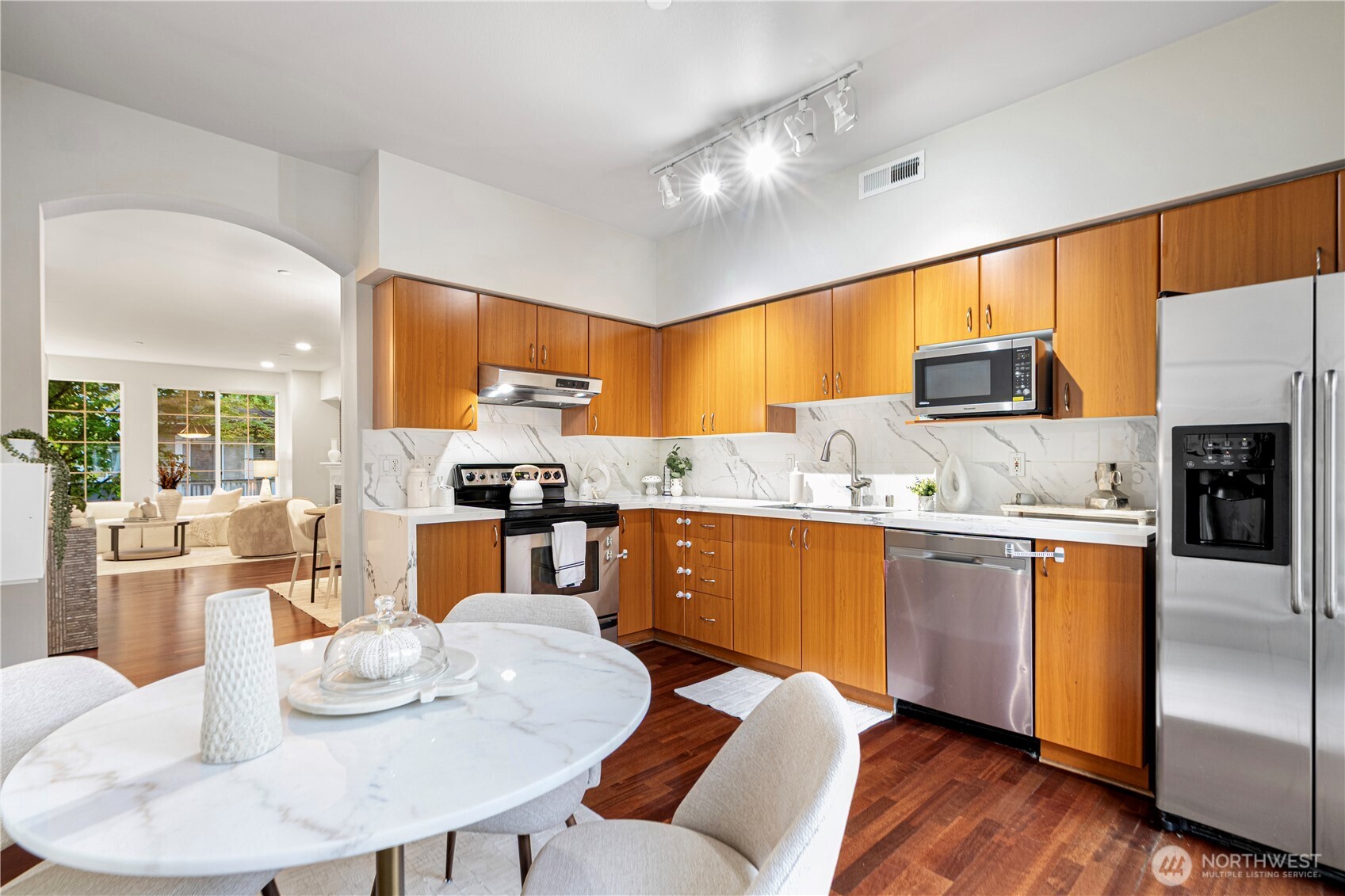 18258 NE 96th Way 103