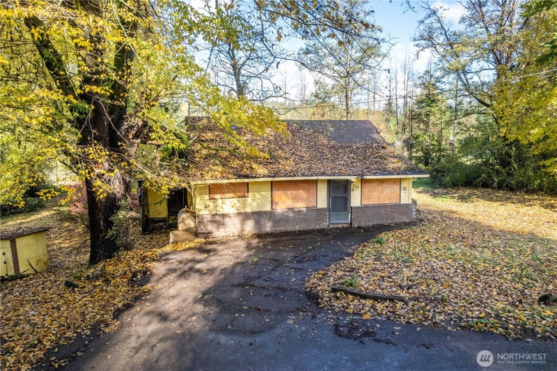 2104 Delameter Road