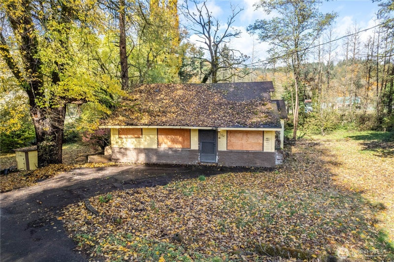 2104 Delameter Road