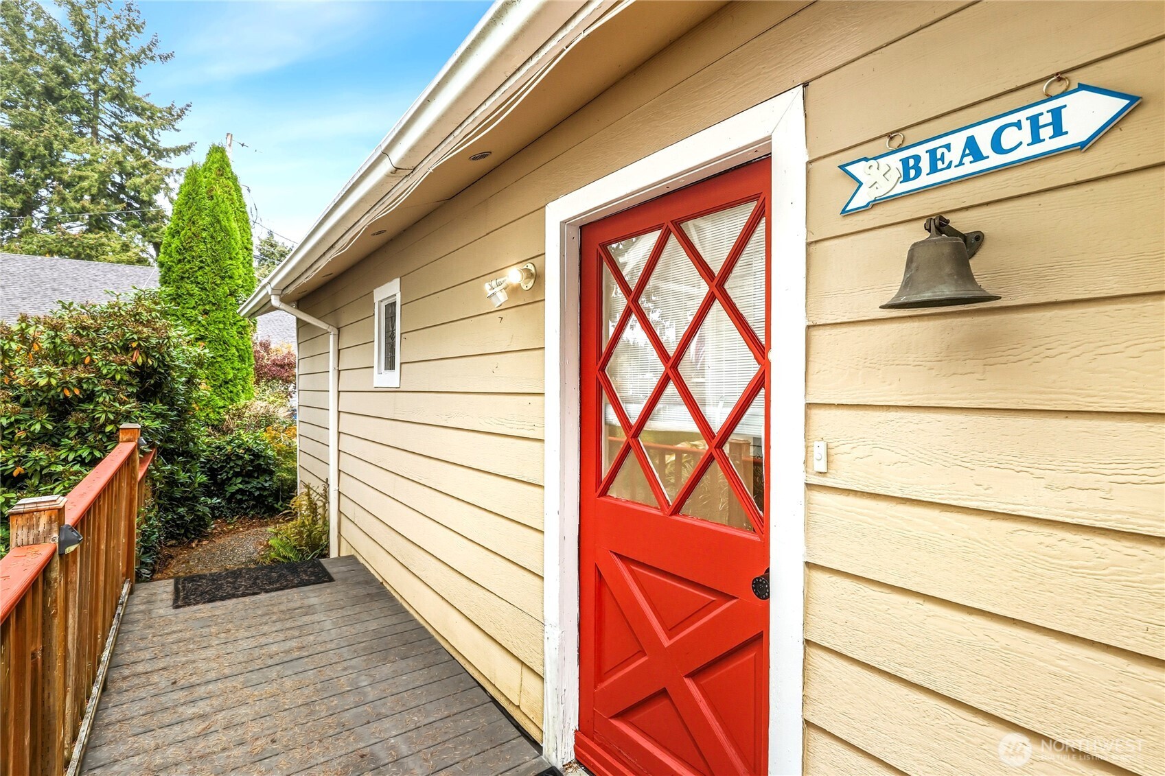 1275 NE South Petterson Road