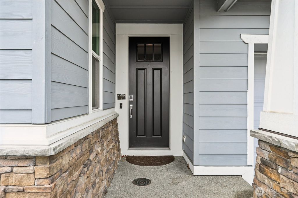 Photo of 23607 SE 269th Court, Maple Valley, WA 98038 (MLS # 2506651)