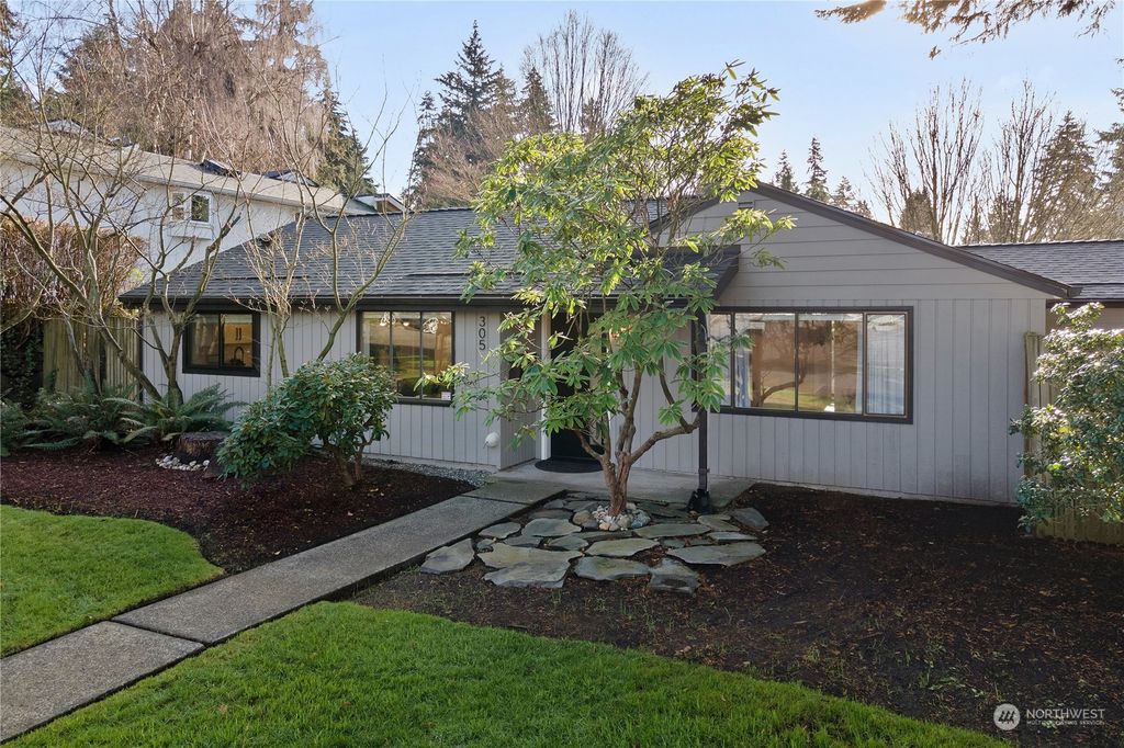 Photo of 305 NE 170th Street, Shoreline, WA 98155 (MLS # 2315062)