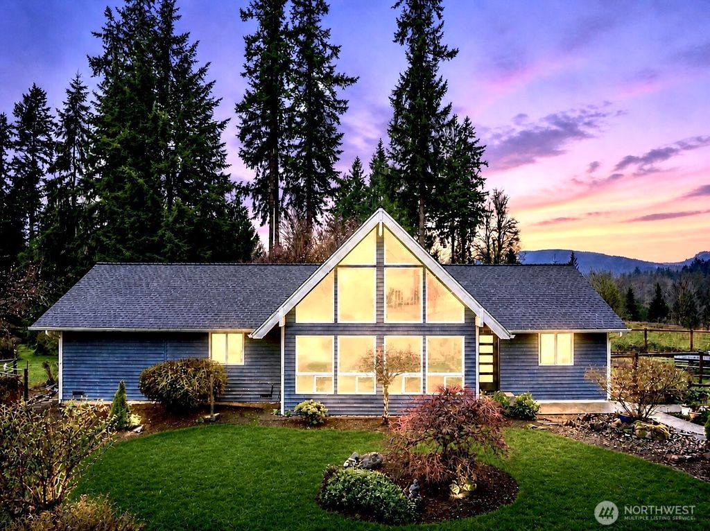 Photo of 31822 NE 147th Place, Duvall, WA 98019 (MLS # 2487971)