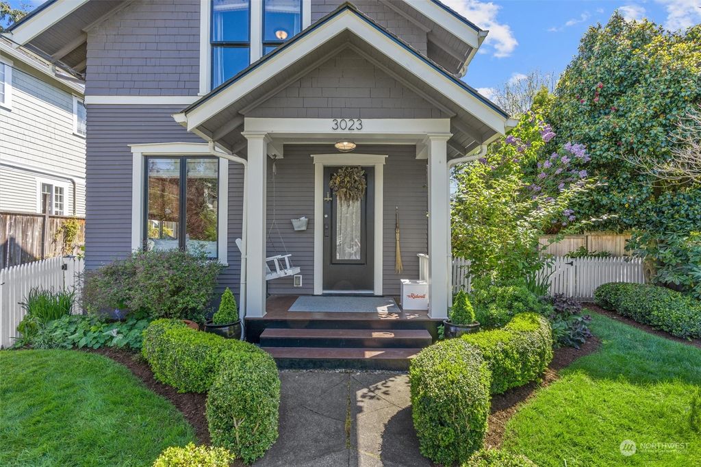 Photo of 3023 NW 70th Street, Seattle, WA 98117 (MLS # 2070110)