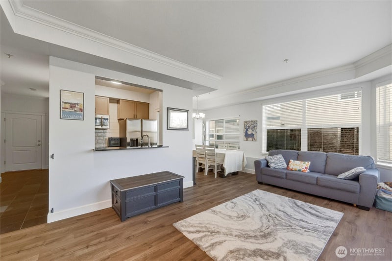255 Bakerview B103