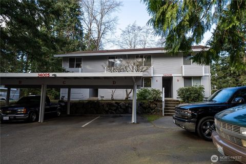 Photo of 34005 1 St Cir Circle S, Federal Way, WA 98003 (MLS # 2478223)