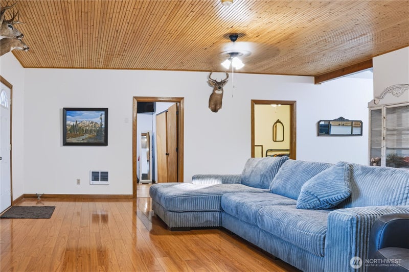 155 Tamarack Road