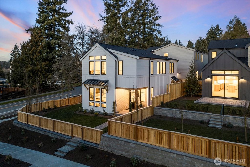 Photo of 1864 1st Street, Kirkland, WA 98033 (MLS # 2471760)