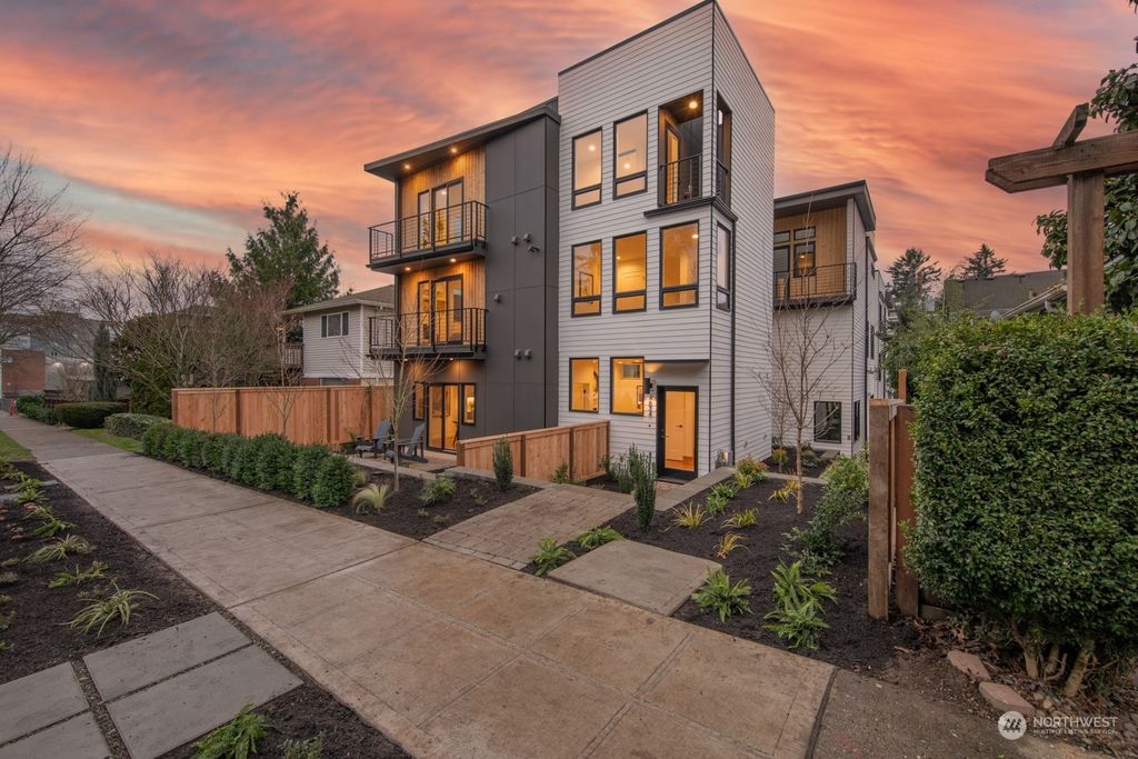 Photo of 4824 40th Avenue SW, Seattle, WA 98116 (MLS # 2315880)